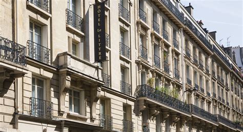 hotel définition|Littré .